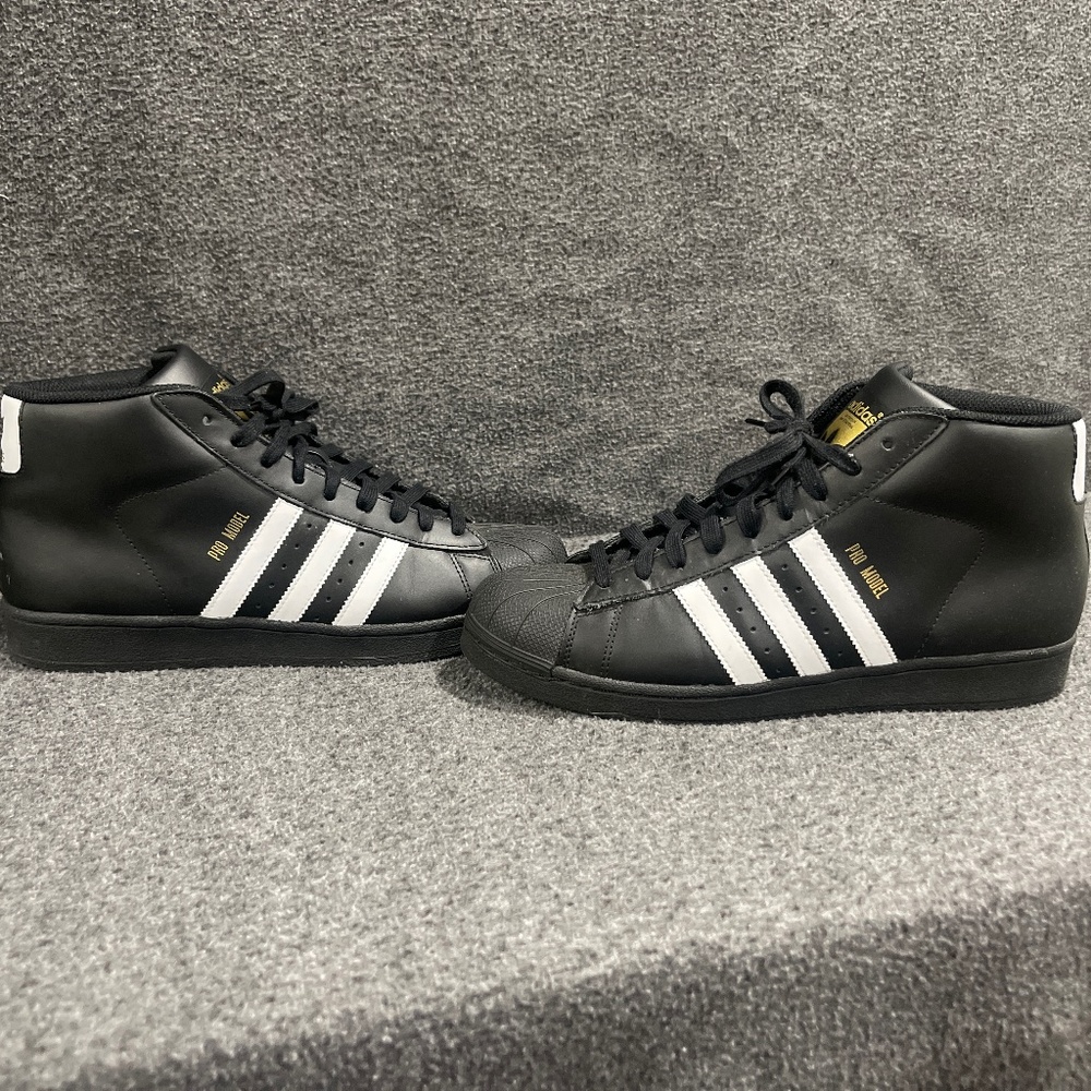 Adidas Pro model black